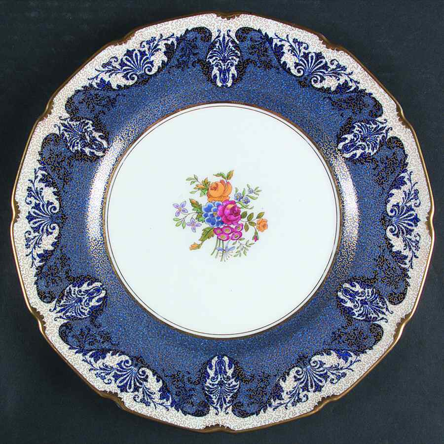 H2075 Dinner Plate by Royal Doulton-1