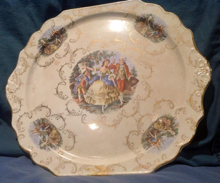 RYL184 Dinner Plate by Royal (USA)-1