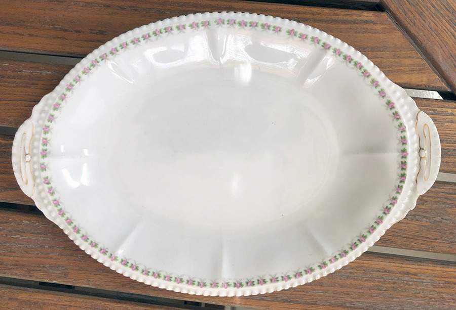 RSC43 14" Oval Serving Platter by Royal Schwarzburg-1