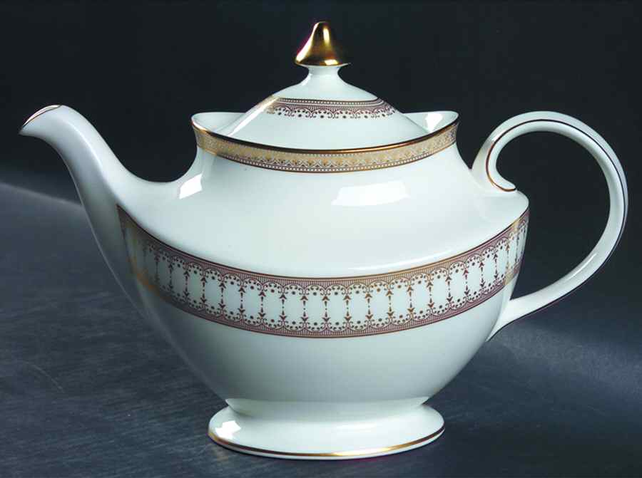 Piper Teapot & Lid by Royal Doulton-1