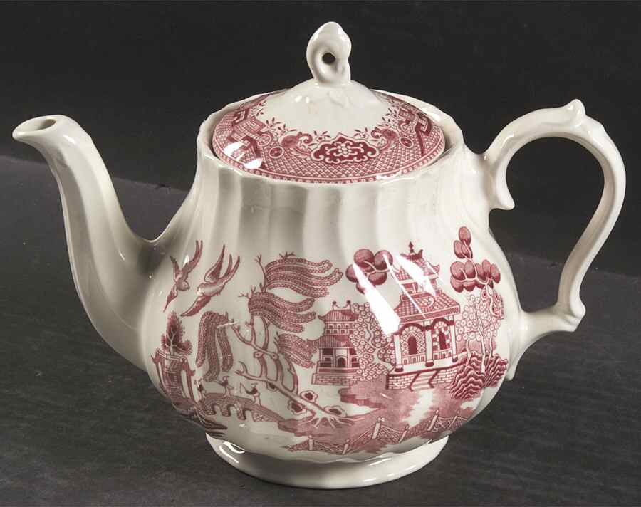 Willow Rosa Teapot & Lid by Royal Wessex-1