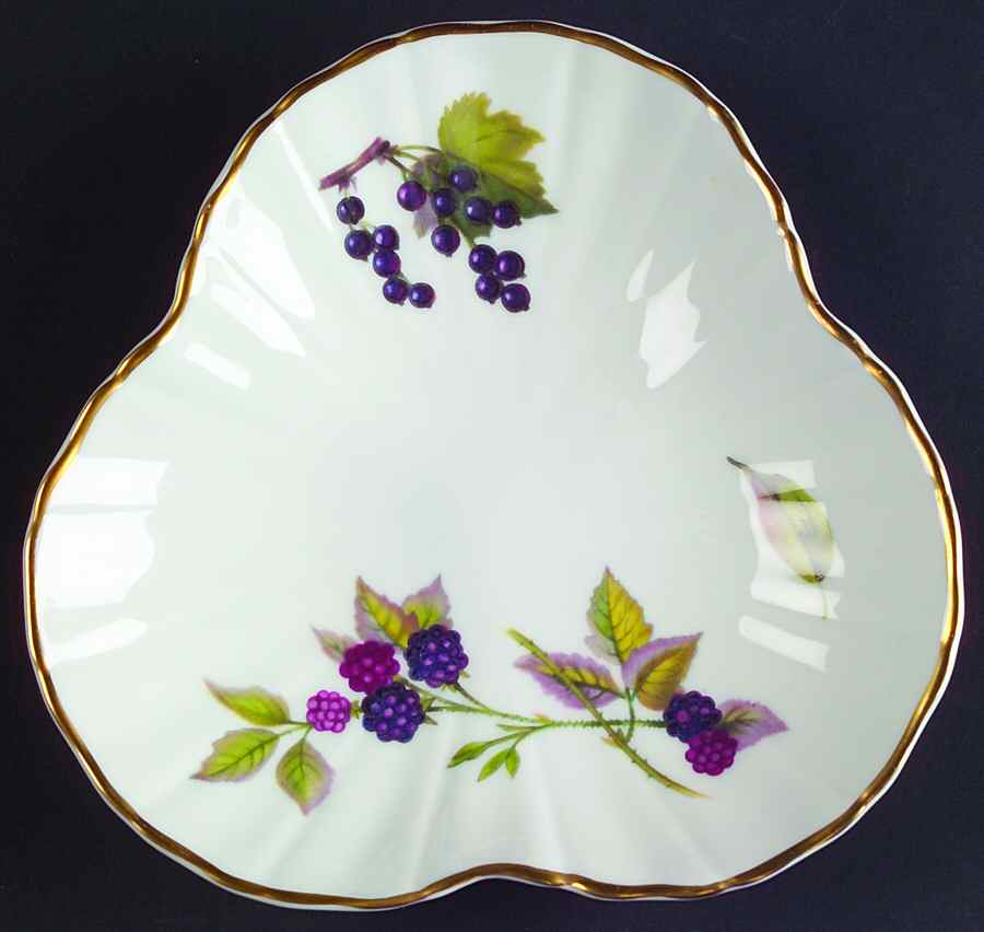 Arden Clover Shaped Dish by Royal Worcester-1