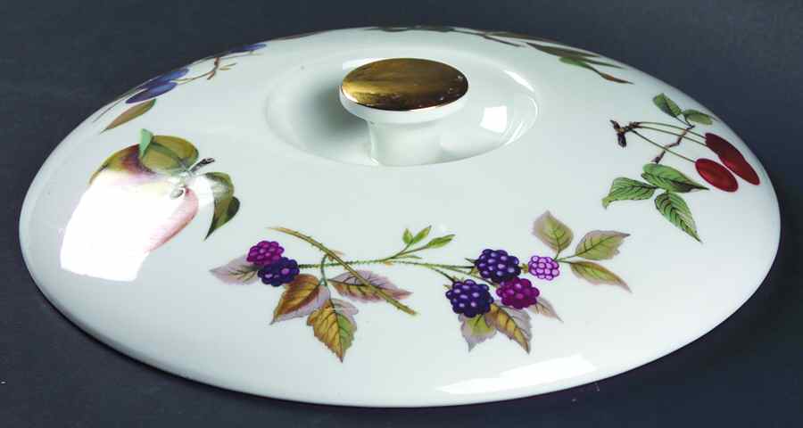 Arden Lid for Large Round Entree Dish by Royal Worcester-1