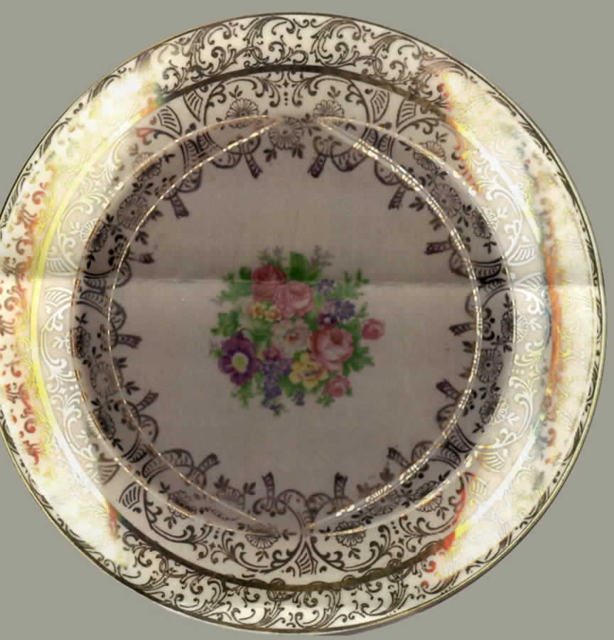 RYL187 Salad Plate by Royal (USA)-1