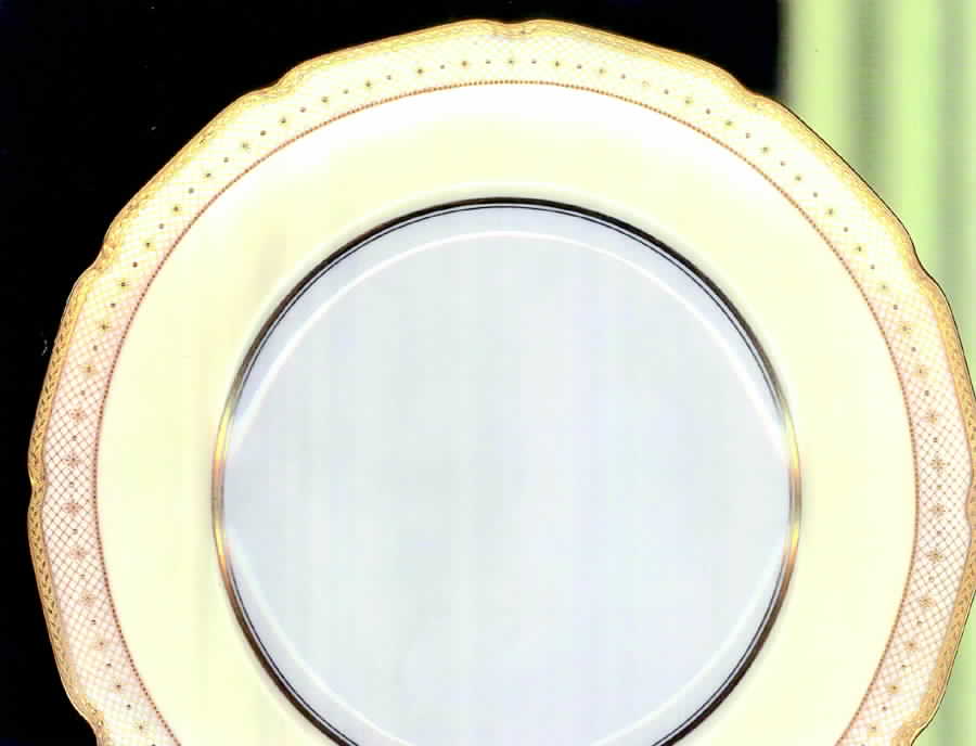 RA7840 Dinner Plate by Royal Doulton-1