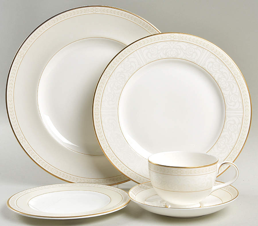 Gardenia 5 Piece Place Setting by Royal Doulton-1