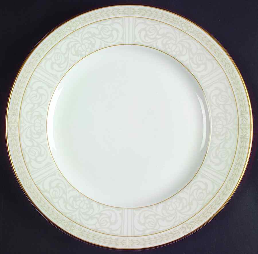 Gardenia Accent Luncheon Plate by Royal Doulton-1