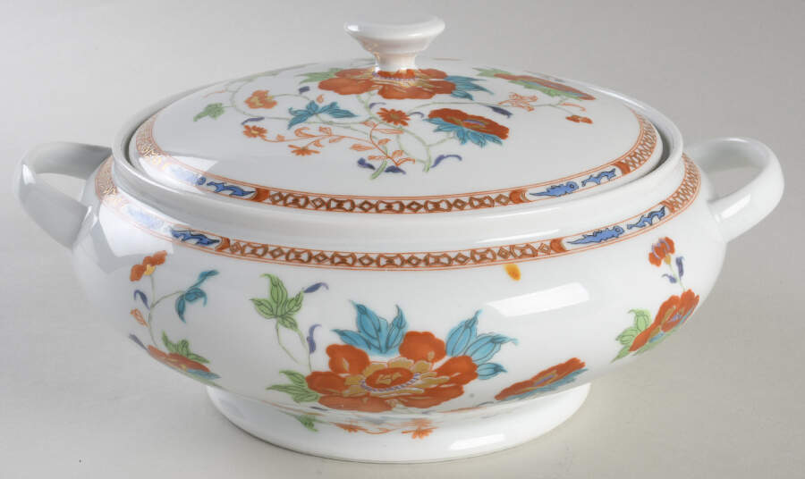 Hokusai Small Round Covered Vegetable by Raynaud-1
