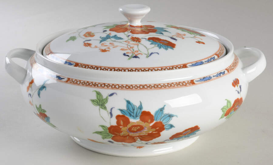 Hokusai Round Covered Vegetable by Raynaud-1