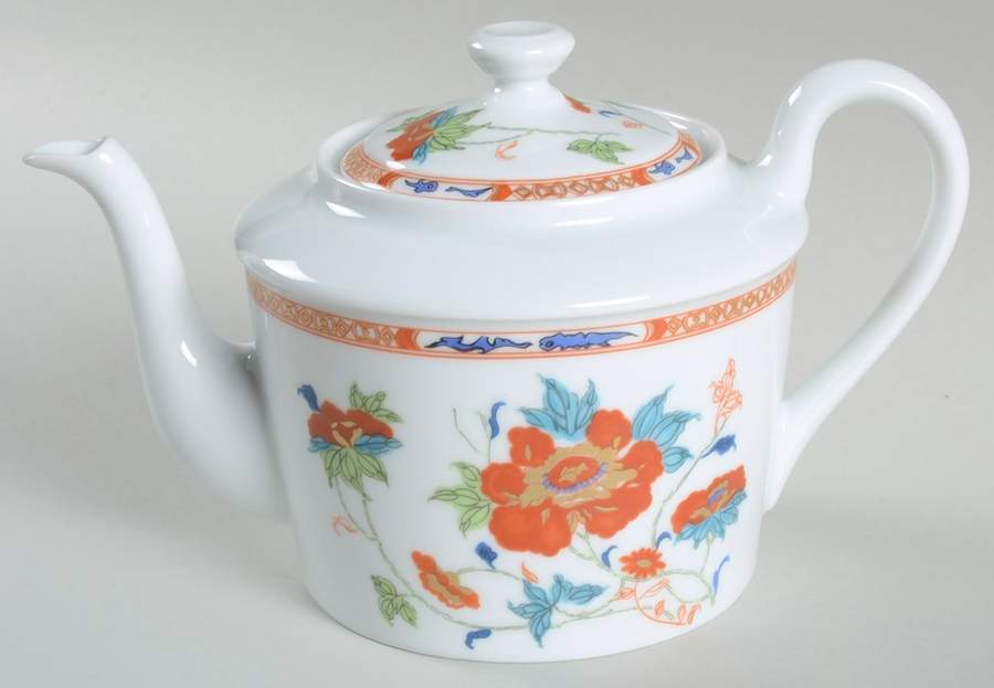 Hokusai Teapot & Lid by Raynaud-1