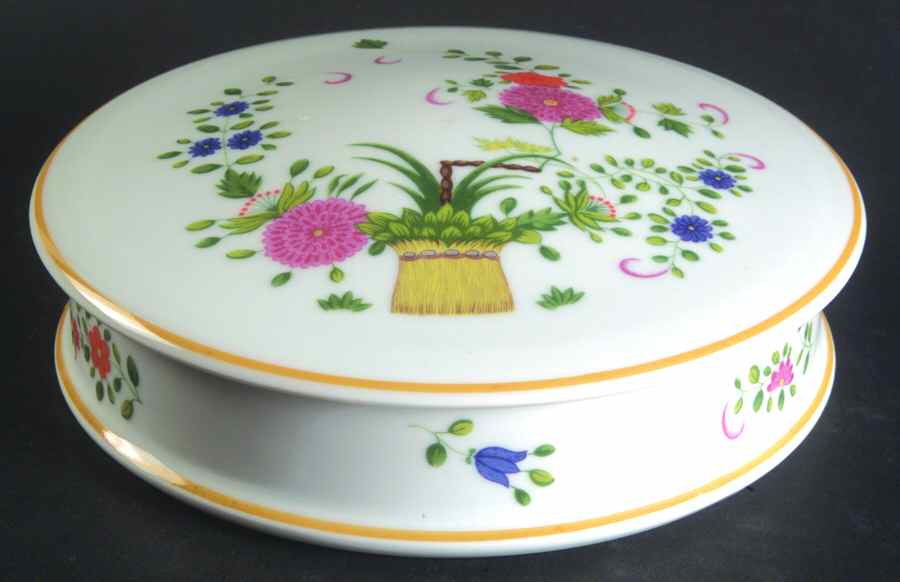 Chine Petit Panier Chinois Celadon Round Box & Lid by Raynaud-1