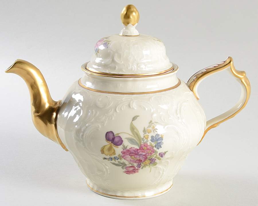 R1282 Teapot & Lid by Rosenthal - Continental-1