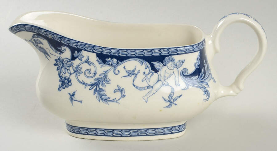 The Royal Palaces Gravy Boat by Rosina-Queens-1