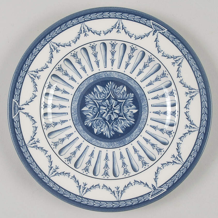 The Royal Palaces Bread & Butter Plate by Rosina-Queens-1