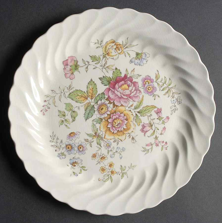 Princess Pat (No Trim) Dinner Plate by Royal (USA)-1