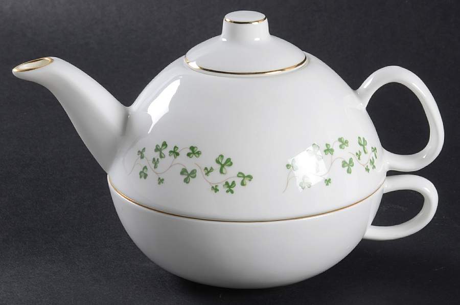 Shamrock Individual Teapot & Lid with Cup by Royal Tara-1