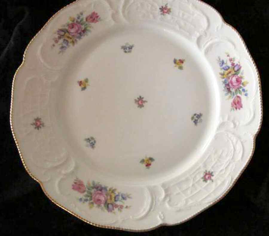 Minuet White (Sans Souci) Dinner Plate by Rosenthal - Continental-1