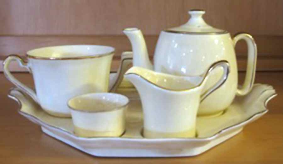Ivory 6-Piece Breakfast Set (Flat Cup) by Royal Winton-1