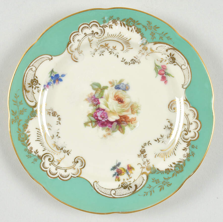 ROB297 Bread & Butter Plate by Royal Bayreuth-1
