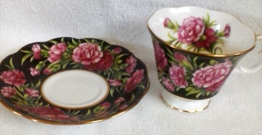 Bouquet Series Footed Cup by Royal Albert-1