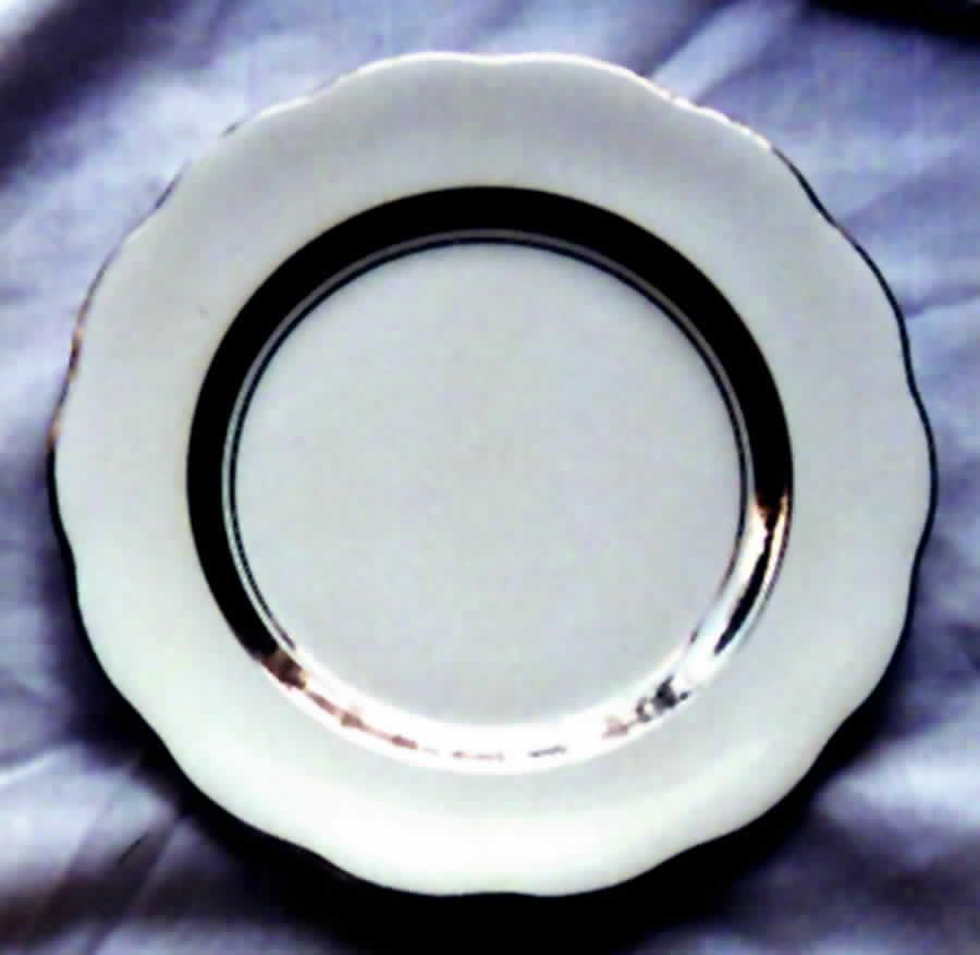 ROA112 Salad Plate by Royal Albert-1