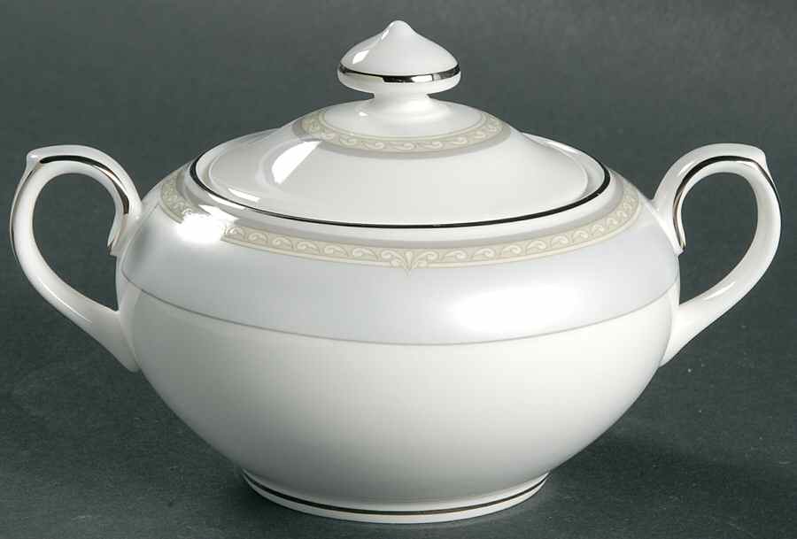 Anabel Sugar Bowl & Lid by Royal Doulton-1