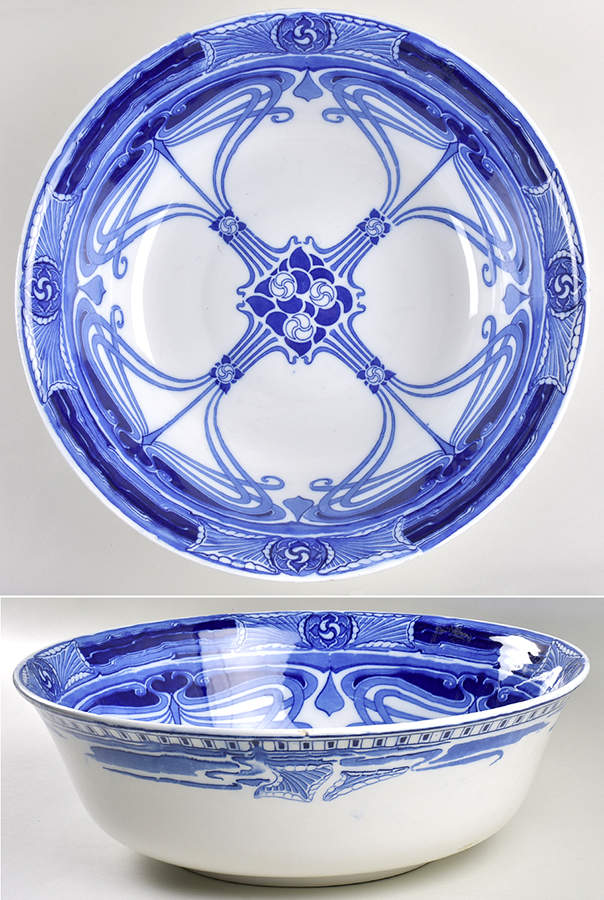 Aubrey Flow Blue Bowl for Large Pitcher & Bowl Set by Royal Doulton-1