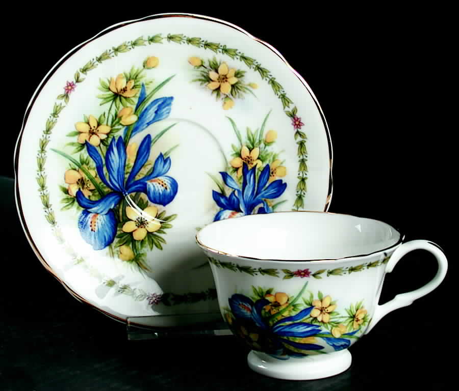 RGD13 Footed Cup & Saucer Set by Royale Garden-1