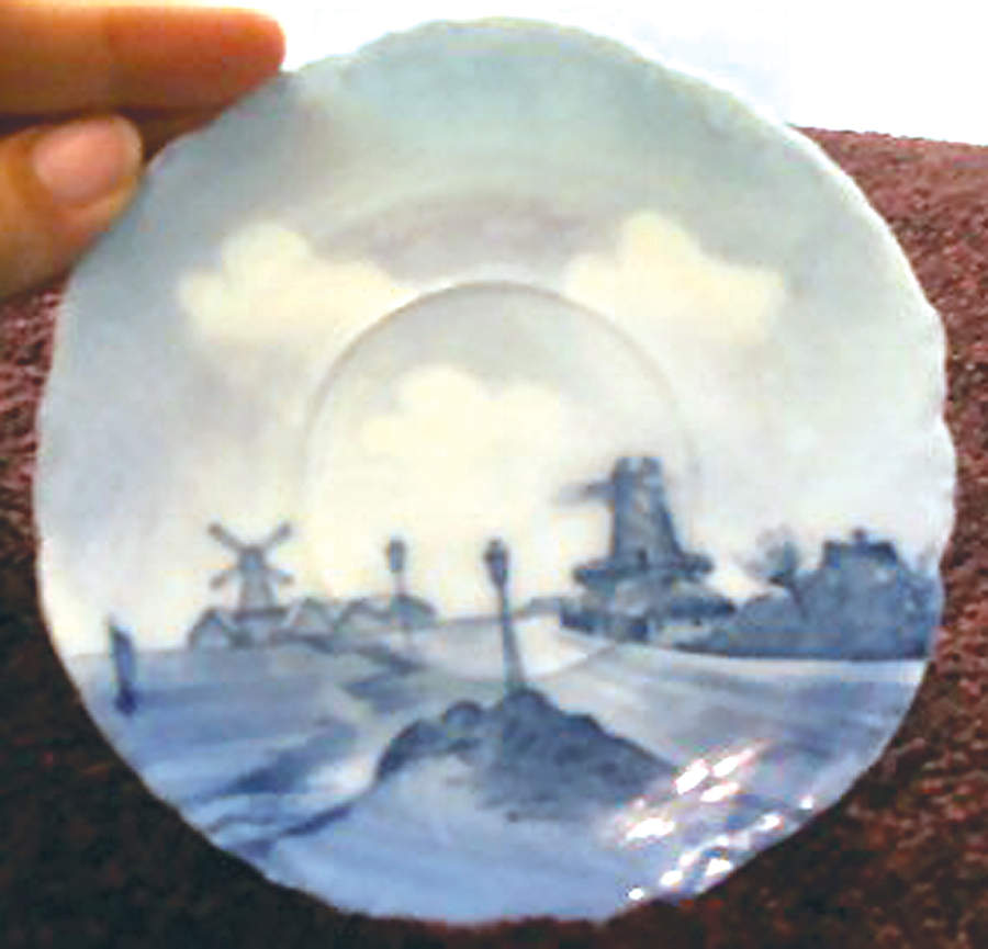 Delft Versailles Saucer for Chocolate Cup by Rosenthal - Continental-1