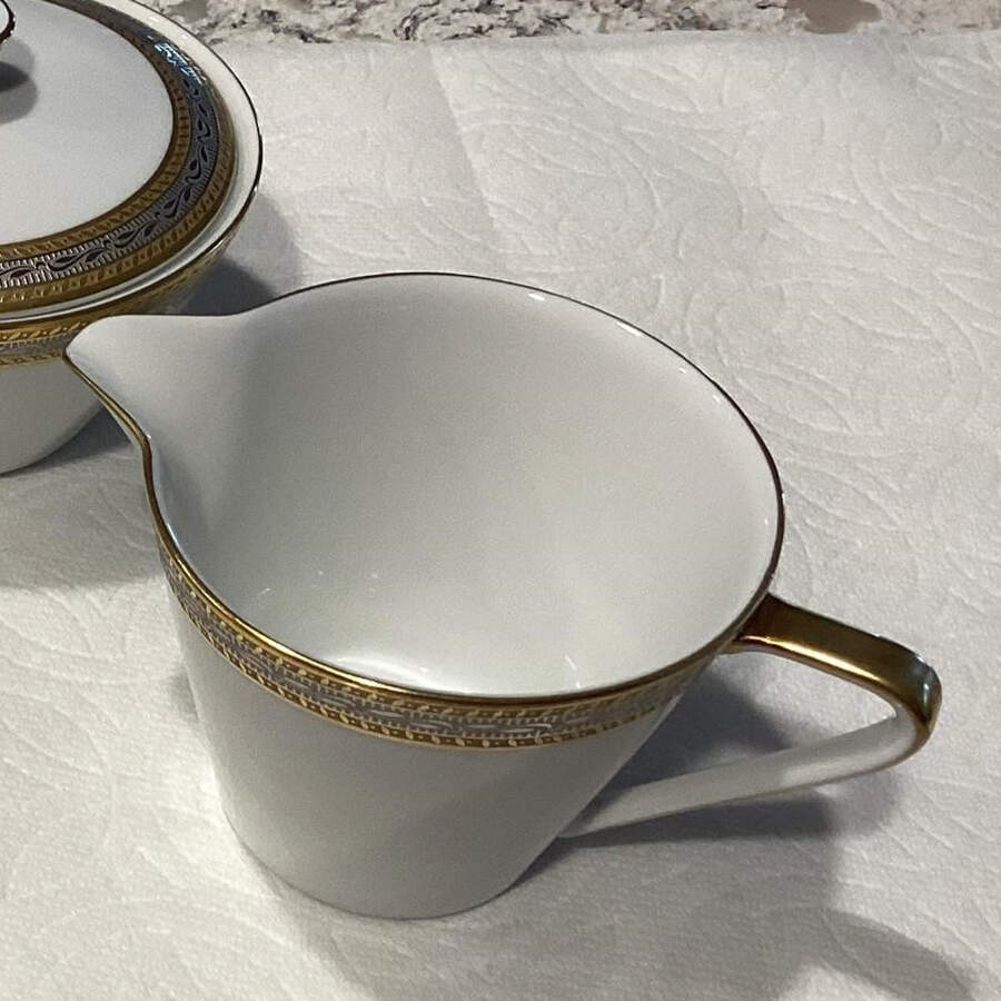 ROT202 Creamer by Royal Tettau-1