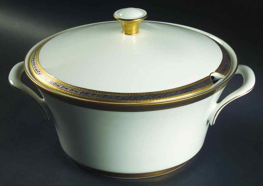 ROT202 Tureen &  Lid by Royal Tettau-1