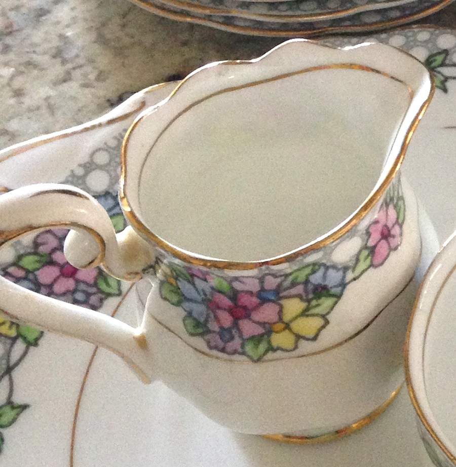 2132 Creamer by Royal Albert-1