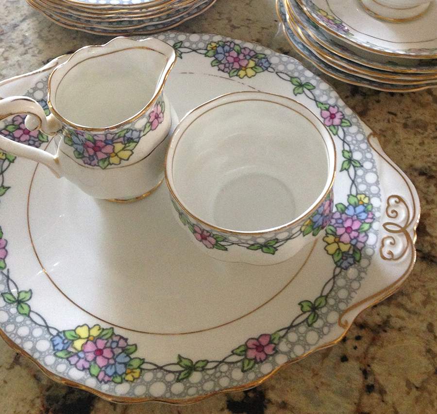 2132 Handled Cake Plate by Royal Albert-1
