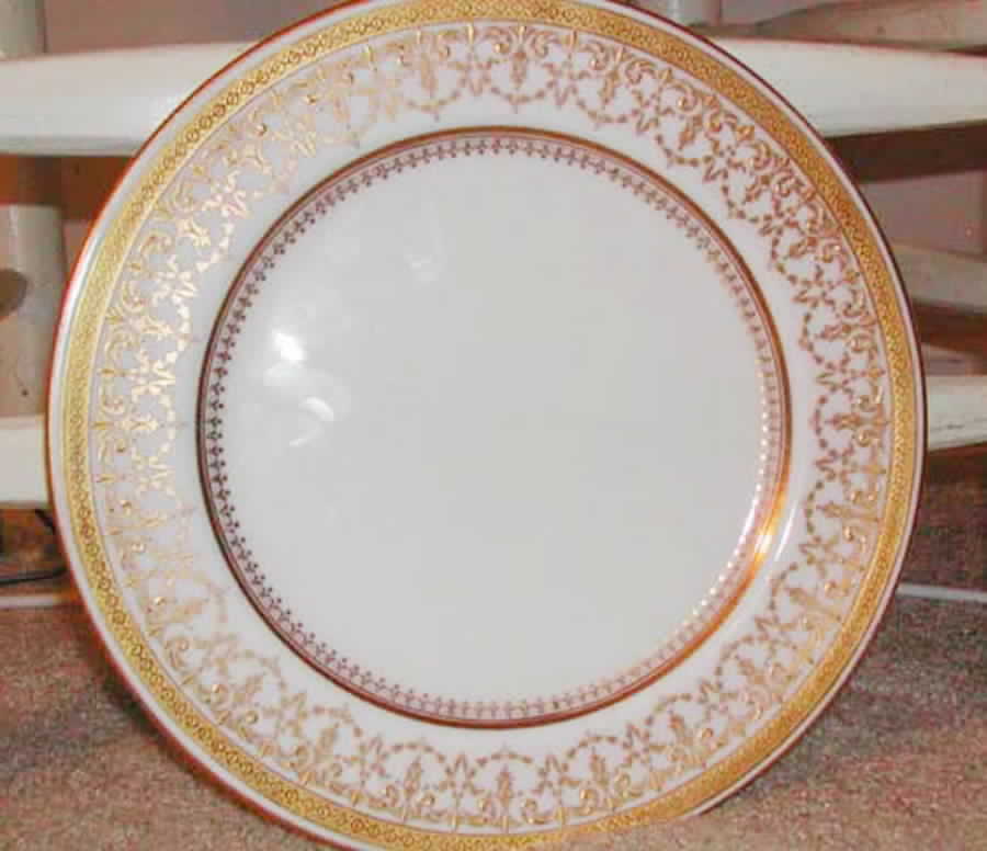 E2995 Dinner Plate by Royal Doulton-1