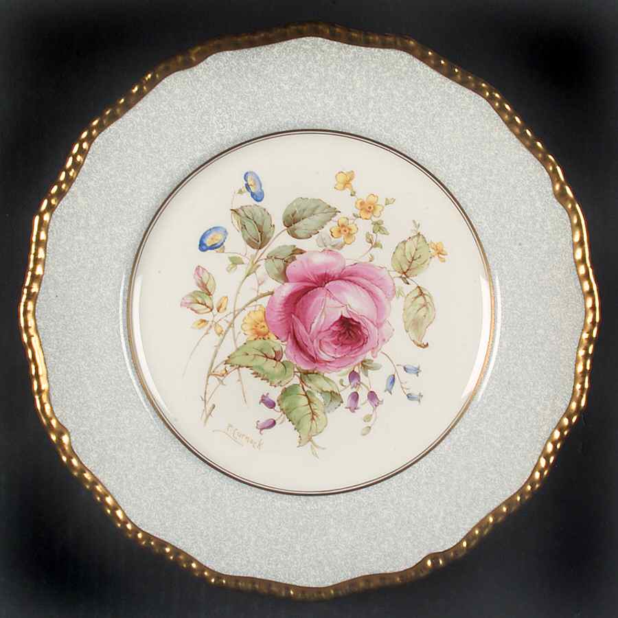 Curnock Rose Dinner Plate by Royal Doulton-1