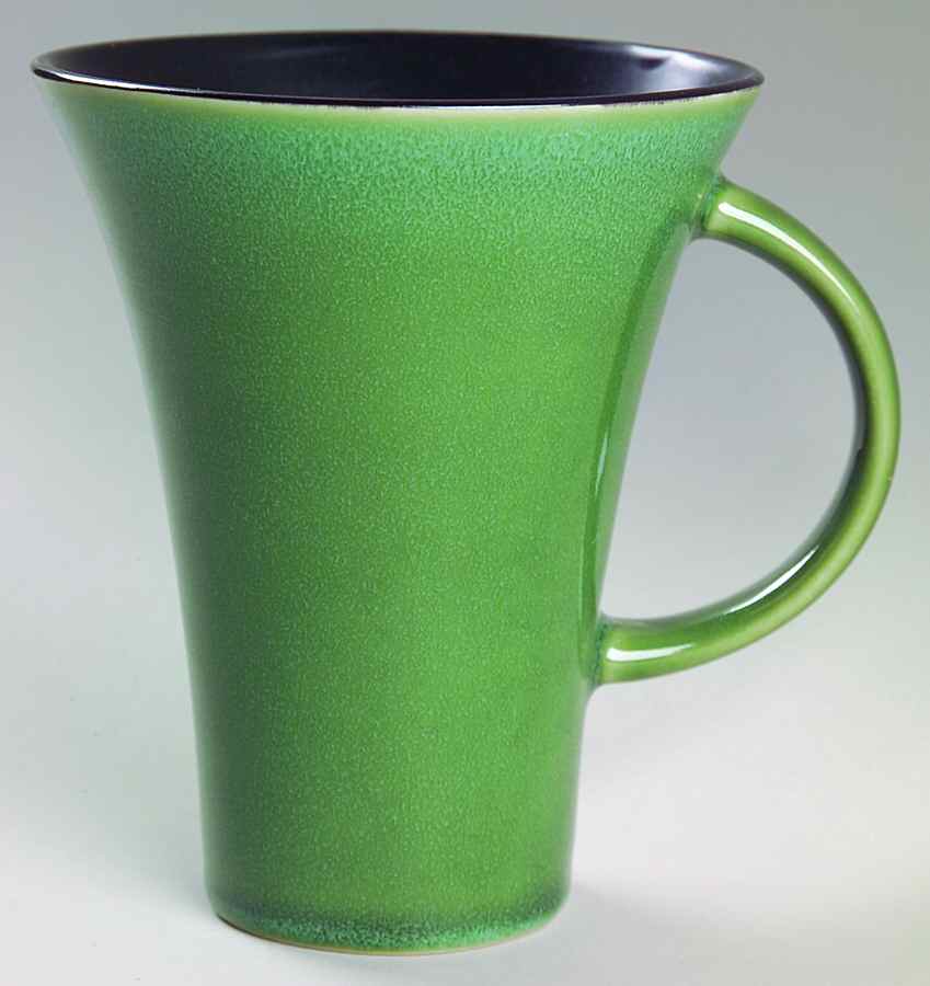 Trumpet Green Mug by Retroneu-1