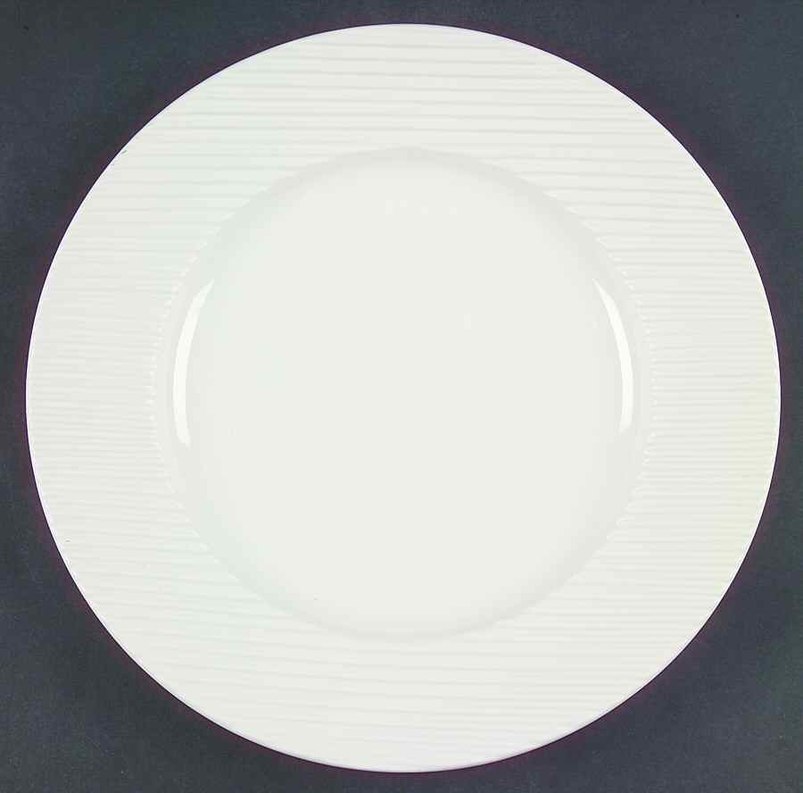 Corrugated White Dinner Plate by Retroneu-1