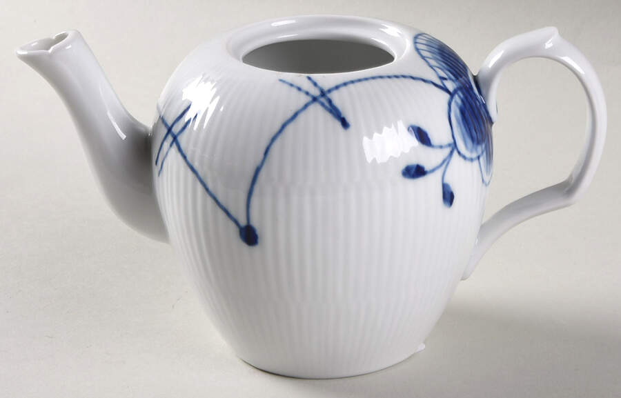 Mega Blue Fluted Individual Teapot No Lid by Royal Copenhagen-1
