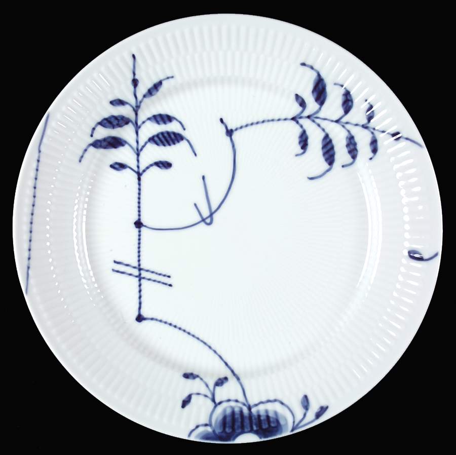 Mega Blue Fluted Dinner Plate by Royal Copenhagen-1