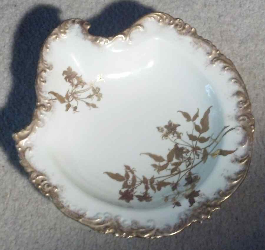 3723 Bon Bon by Royal Crown Derby-1
