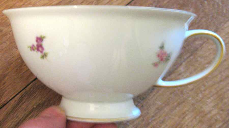 R1343 Footed Cup by Rosenthal - Continental-1