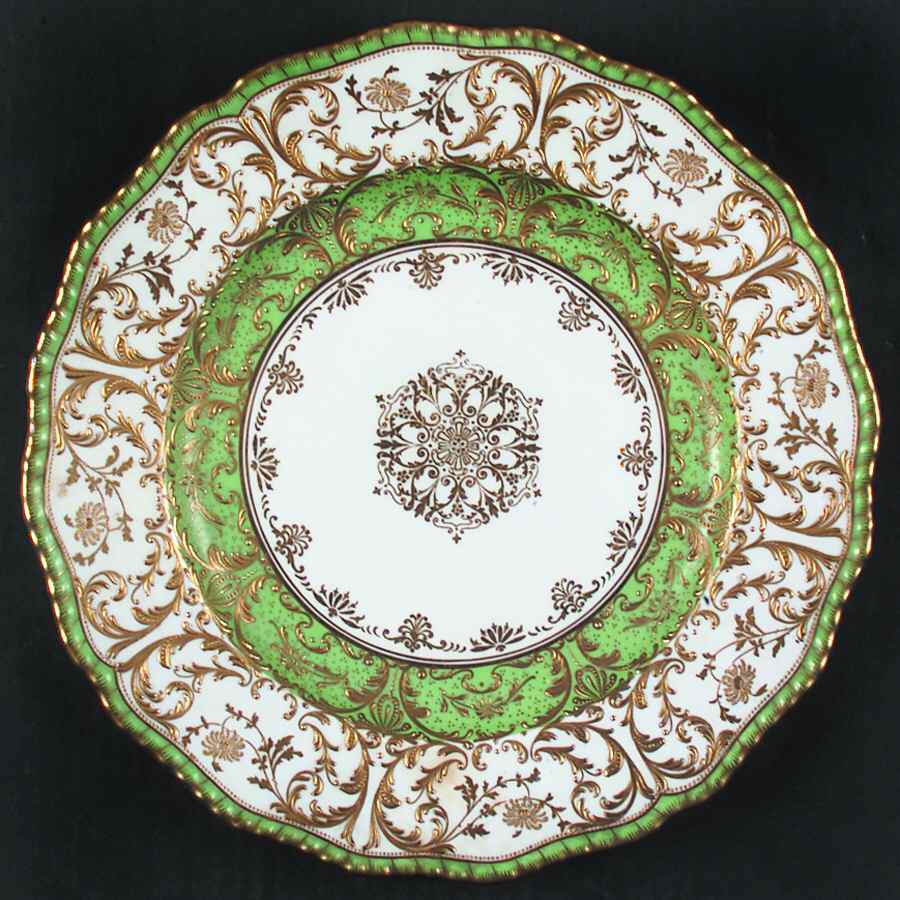 RD181 Dinner Plate by Royal Doulton-1