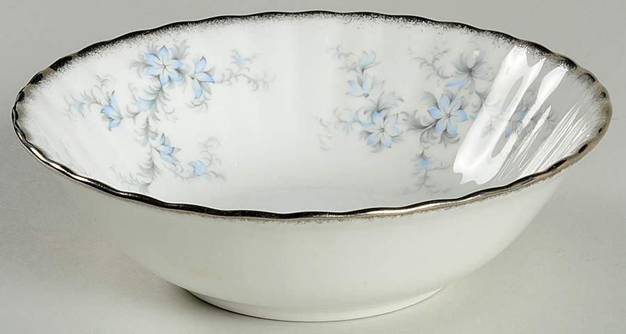 Brides Choice (Montrose) Coupe Cereal Bowl by Royal Albert-1