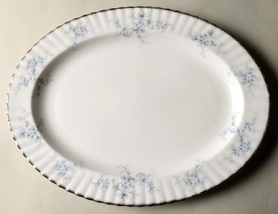 Brides Choice (Montrose) 16" Oval Serving Platter by Royal Albert-1