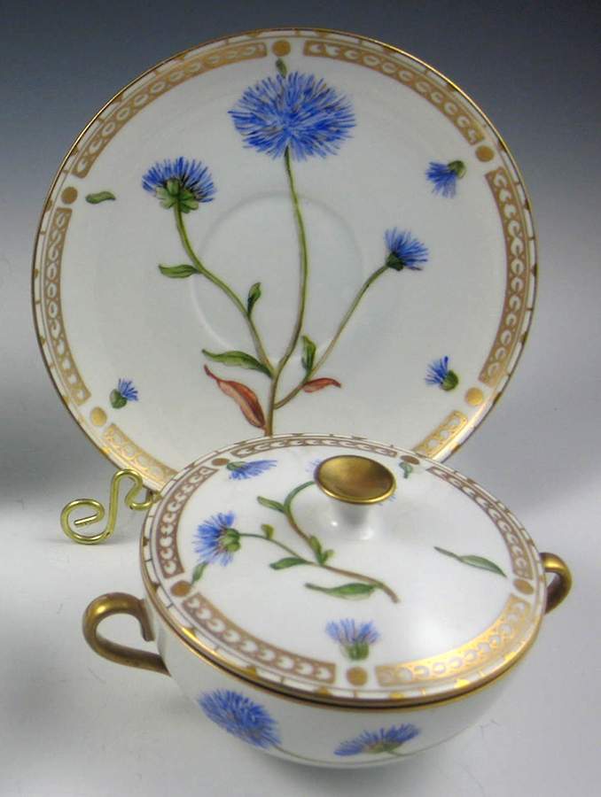 RCO20 Flat Cream Soup Bowl & Saucer Set with Lid by Royal Copenhagen-1