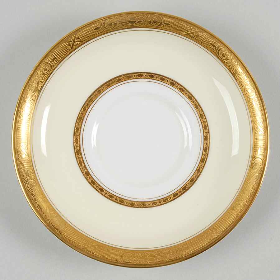 Z347 (No Color Band) Saucer by Royal Worcester-1