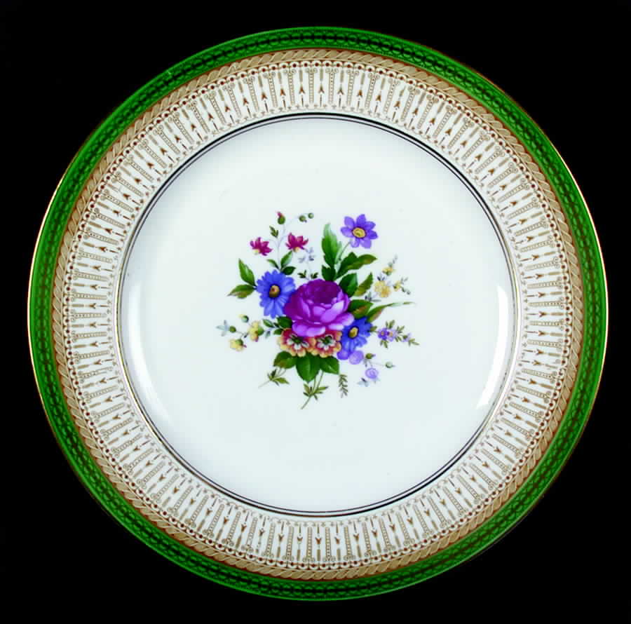 Avon Green Dinner Plate by Royal Bayreuth-1