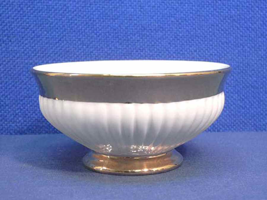 RWI73 Open Sugar Bowl by Royal Winton-1