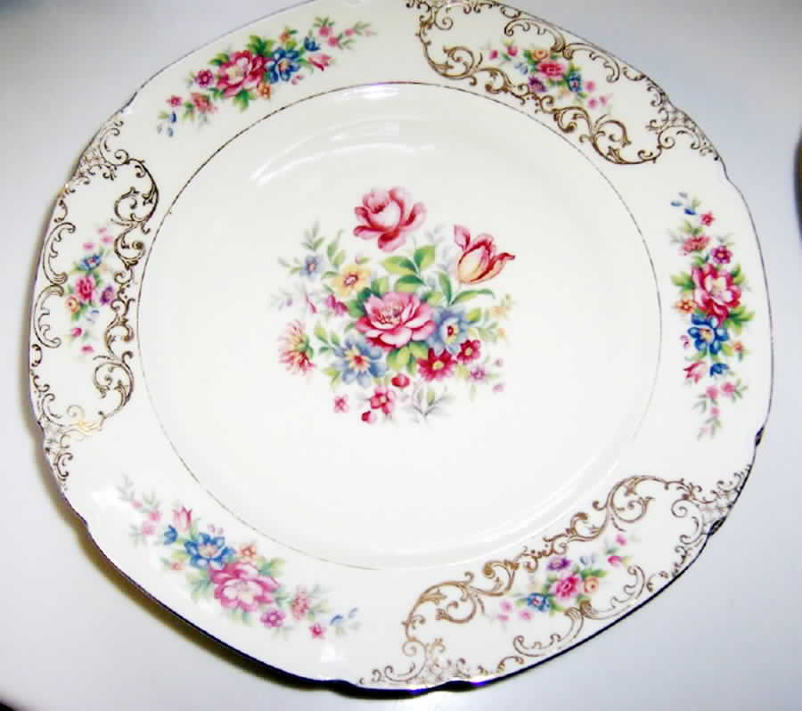 ROE8 Dinner Plate by Royal Embassy-1