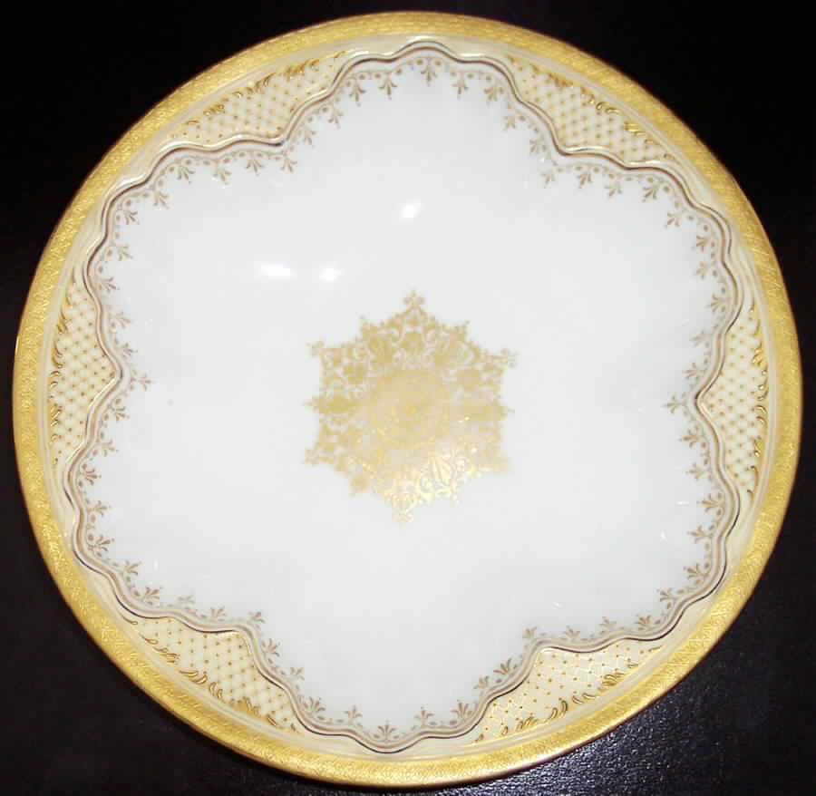 RA3849 Rim Soup Bowl by Royal Doulton-1